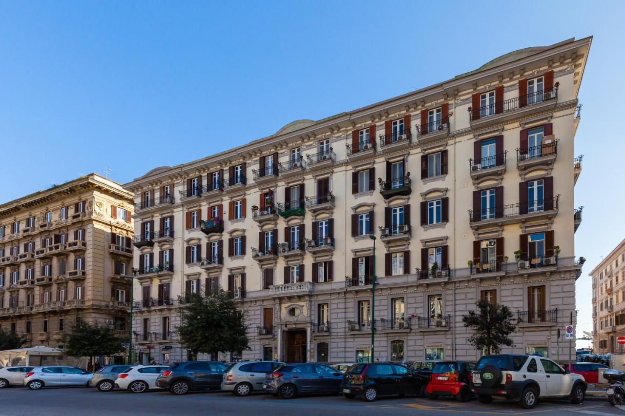 A Due Passi Dal Lungomare Di Mergellina By Wonderful Italy Apartment Napoli Exterior foto